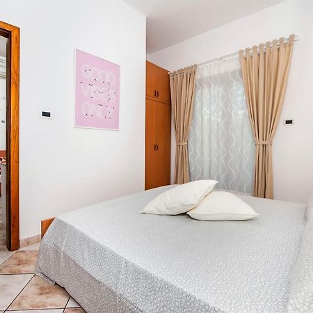 Apartments Milan 로비니 외부 사진