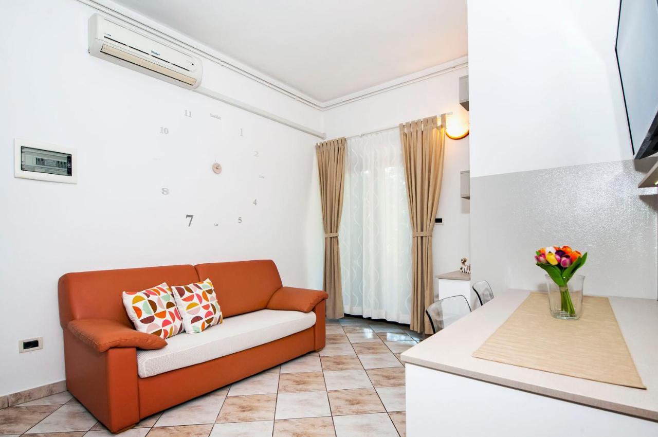 Apartments Milan 로비니 외부 사진