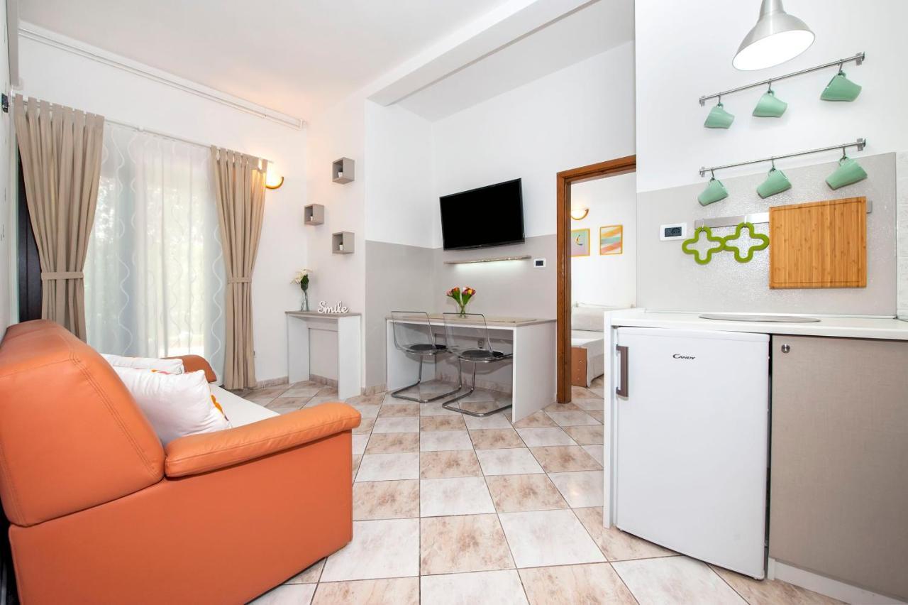 Apartments Milan 로비니 외부 사진