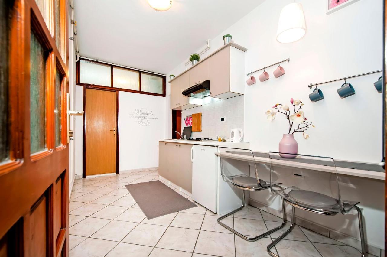 Apartments Milan 로비니 외부 사진