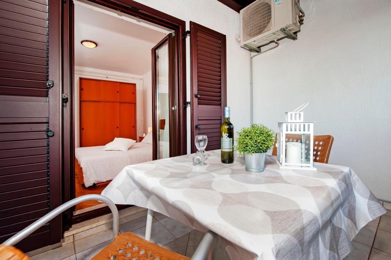 Apartments Milan 로비니 외부 사진