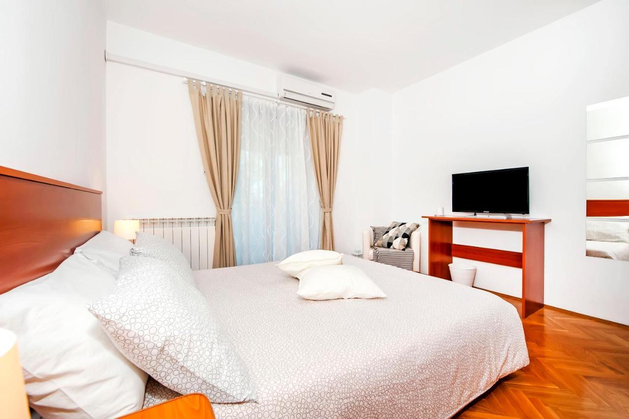 Apartments Milan 로비니 외부 사진